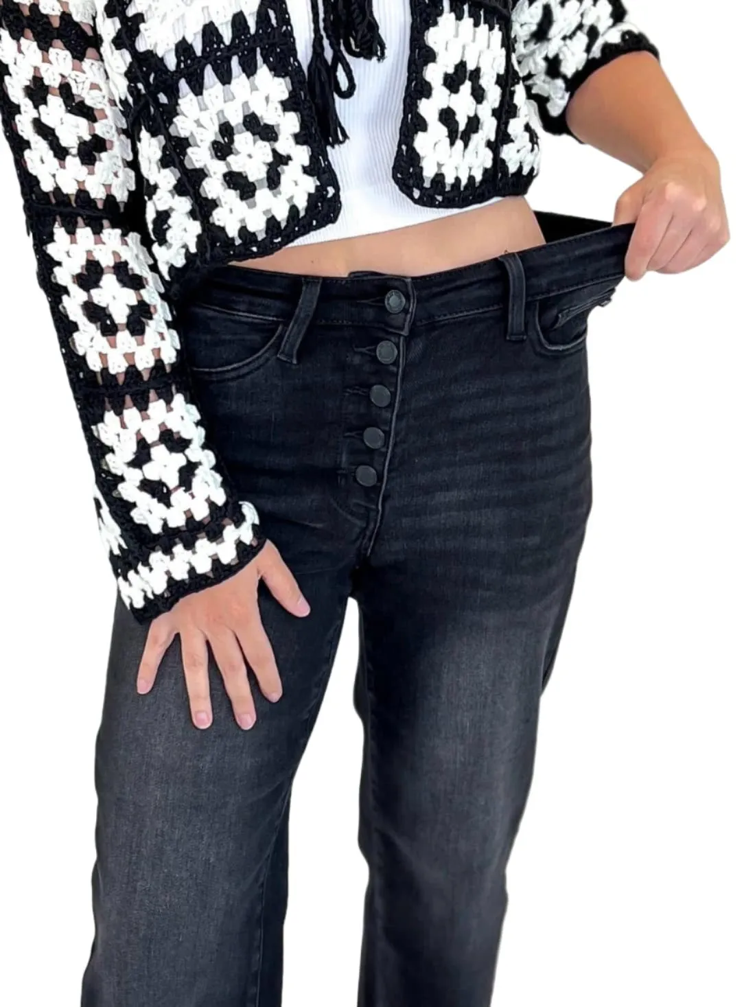 JUDY BLUE- EBONY Cropped Jeans