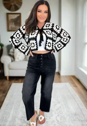 JUDY BLUE- EBONY Cropped Jeans
